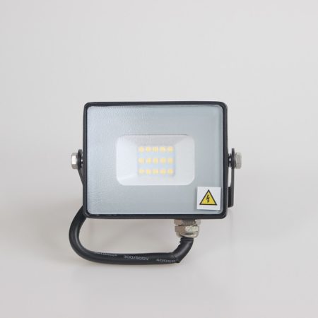 Profesionální černý LED reflektor 10W se SAMSUNG čipy